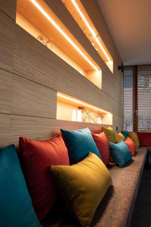 B-Lodge Boutique Hotel Лувен Ла Нев Экстерьер фото