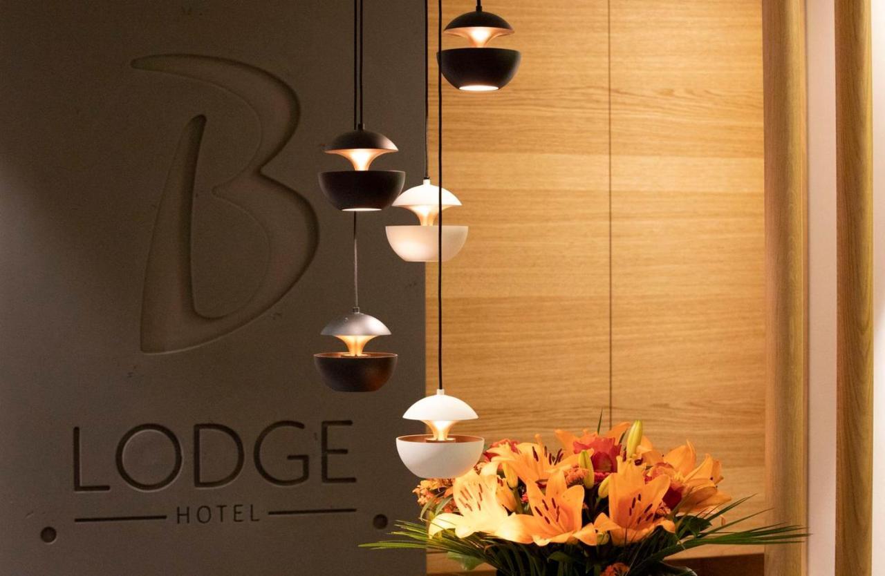 B-Lodge Boutique Hotel Лувен Ла Нев Экстерьер фото