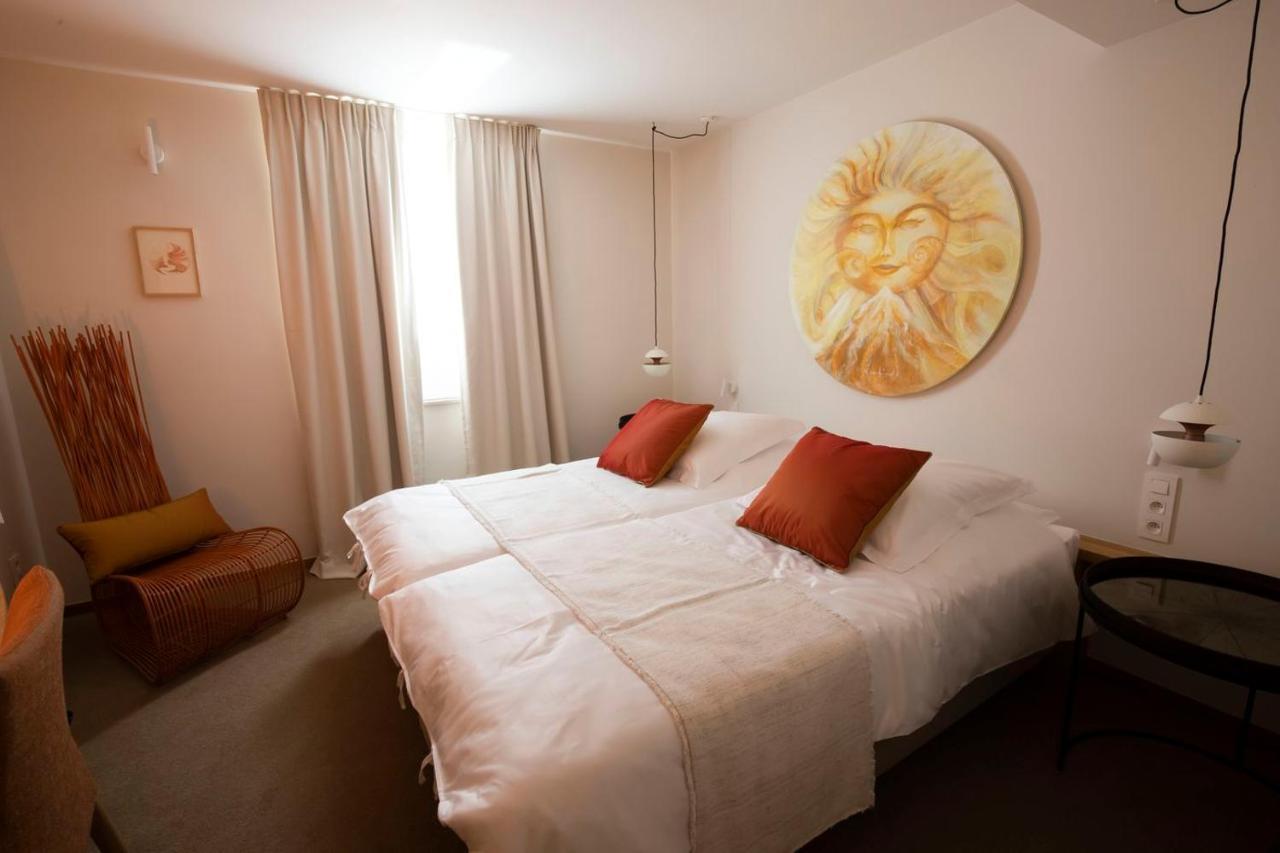 B-Lodge Boutique Hotel Лувен Ла Нев Экстерьер фото