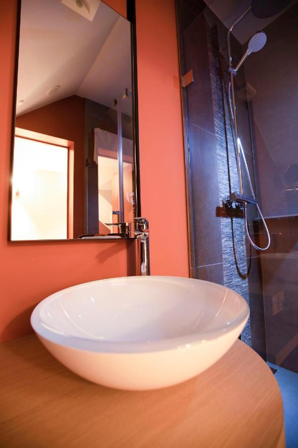 B-Lodge Boutique Hotel Лувен Ла Нев Экстерьер фото